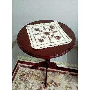 Mandaş Tekstil Dantelli El Örme Laseli Peçete (35x35)