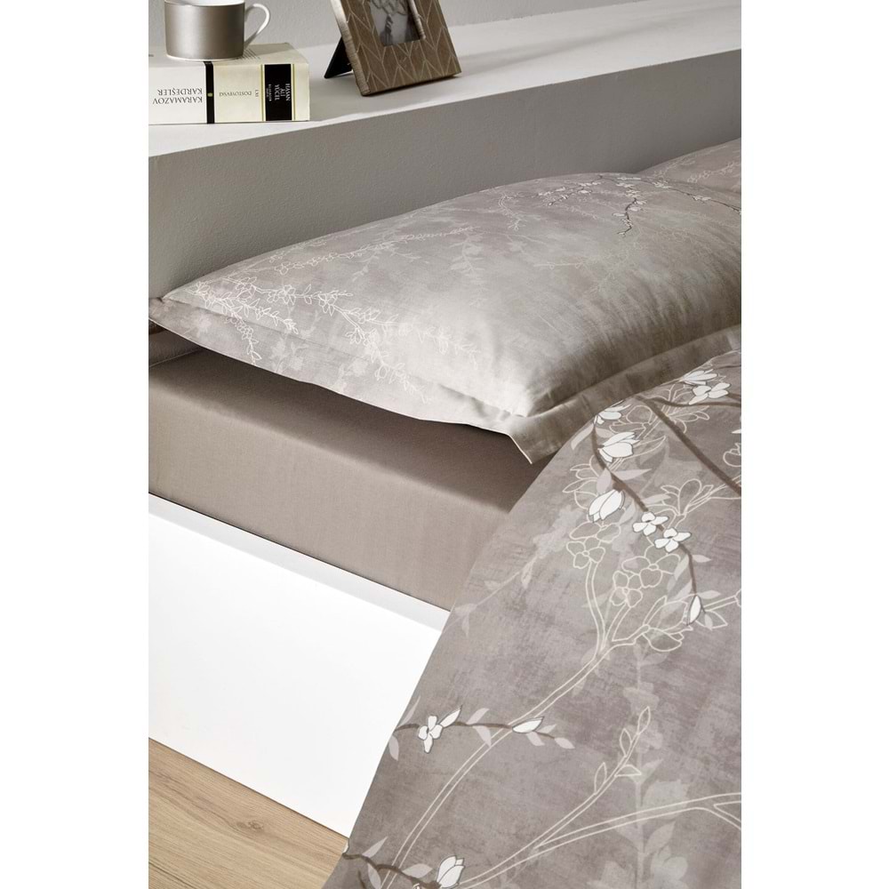 Özdilek Ranforce -White Sakura Bej- Lastikli Çarşaflı Çift Kişilik Nevresim Takımı