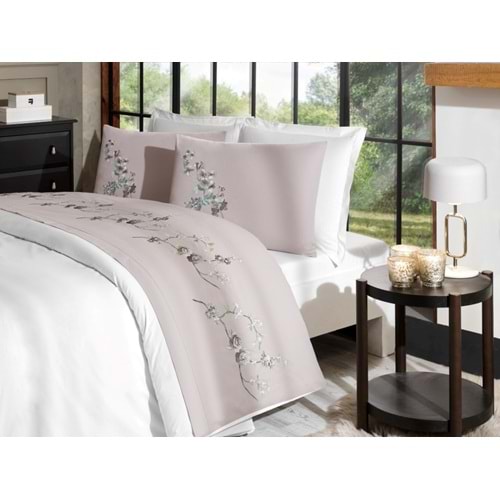 Özdilek Akfil Boutique -Florest Bej- Çift Kişilik Nevresim Takımı (4 Yastık Kılıflı)