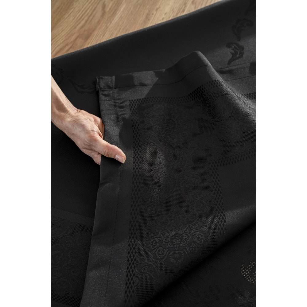 Jumbo Jakar Siyah Sıvı Geçirmez Kumaş Pano 8-10 Kişilik Masa Örtüsü (160x220)