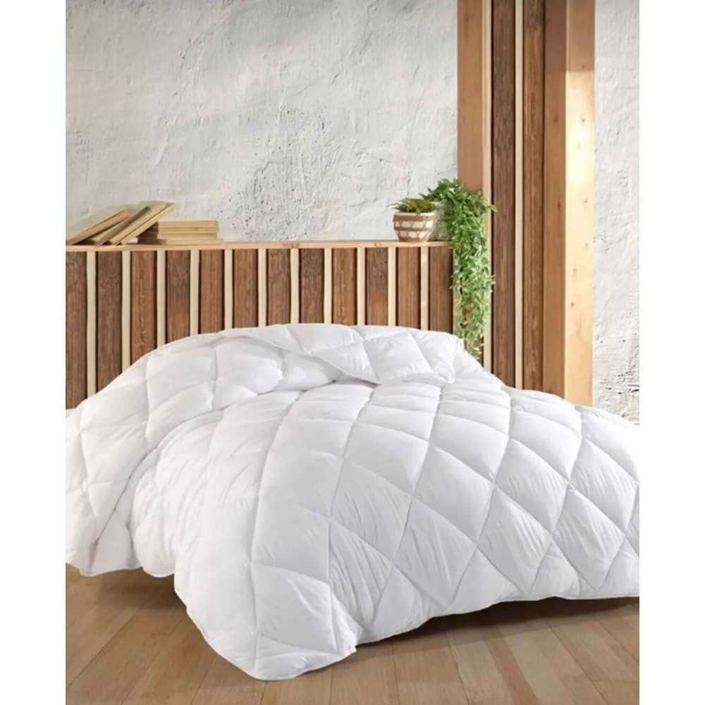 Bella Home Mikrofiber -Beyaz- Çift Kişilik Yorgan (195x215)
