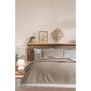 Özdilek Rf -Kahve- Jakar Biyeli (Z) Tek Kişilik Pike Takımı (2 Yastık Kılıflı)