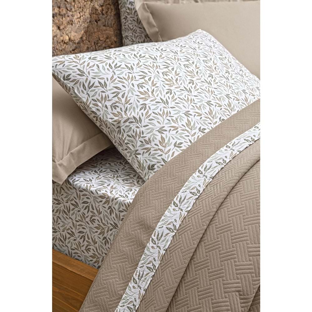 Özdilek Rf -Kahve- Jakar Biyeli (Z) Tek Kişilik Pike Takımı (2 Yastık Kılıflı)