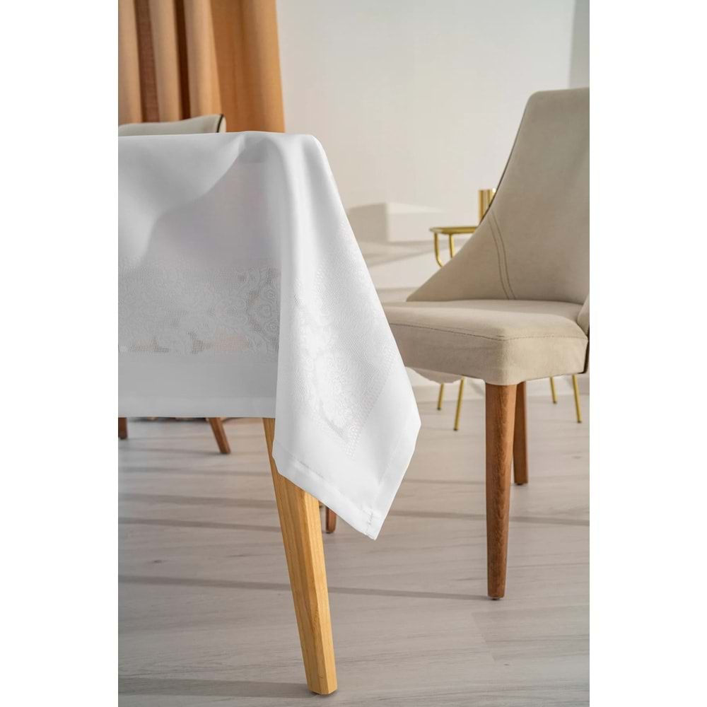 Jumbo Jakar Beyaz Sıvı Geçirmez Kumaş Pano 8-10-12 Kişilik Masa Örtüsü (160x220)