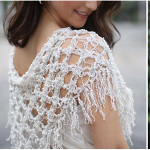 Mandaş El örgü Üçgen Omuz şalı beyaz 135*70 CM